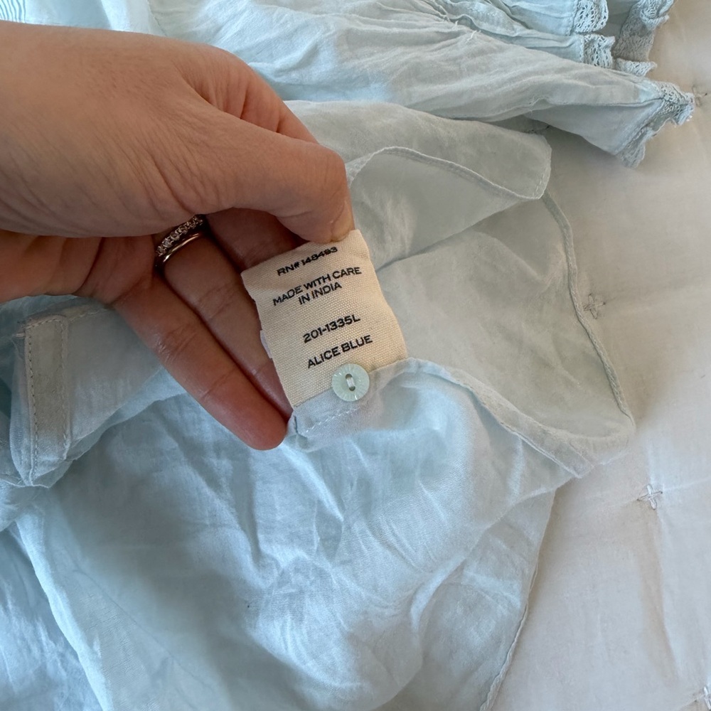 Doen NWT Medium Henri Ruffle Cotton Blouse in Alice Blue - Picture 13 of 14